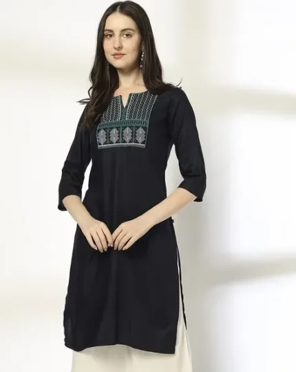 Women Zig-Zag Cross Stitch Embroidered Straight Kurta